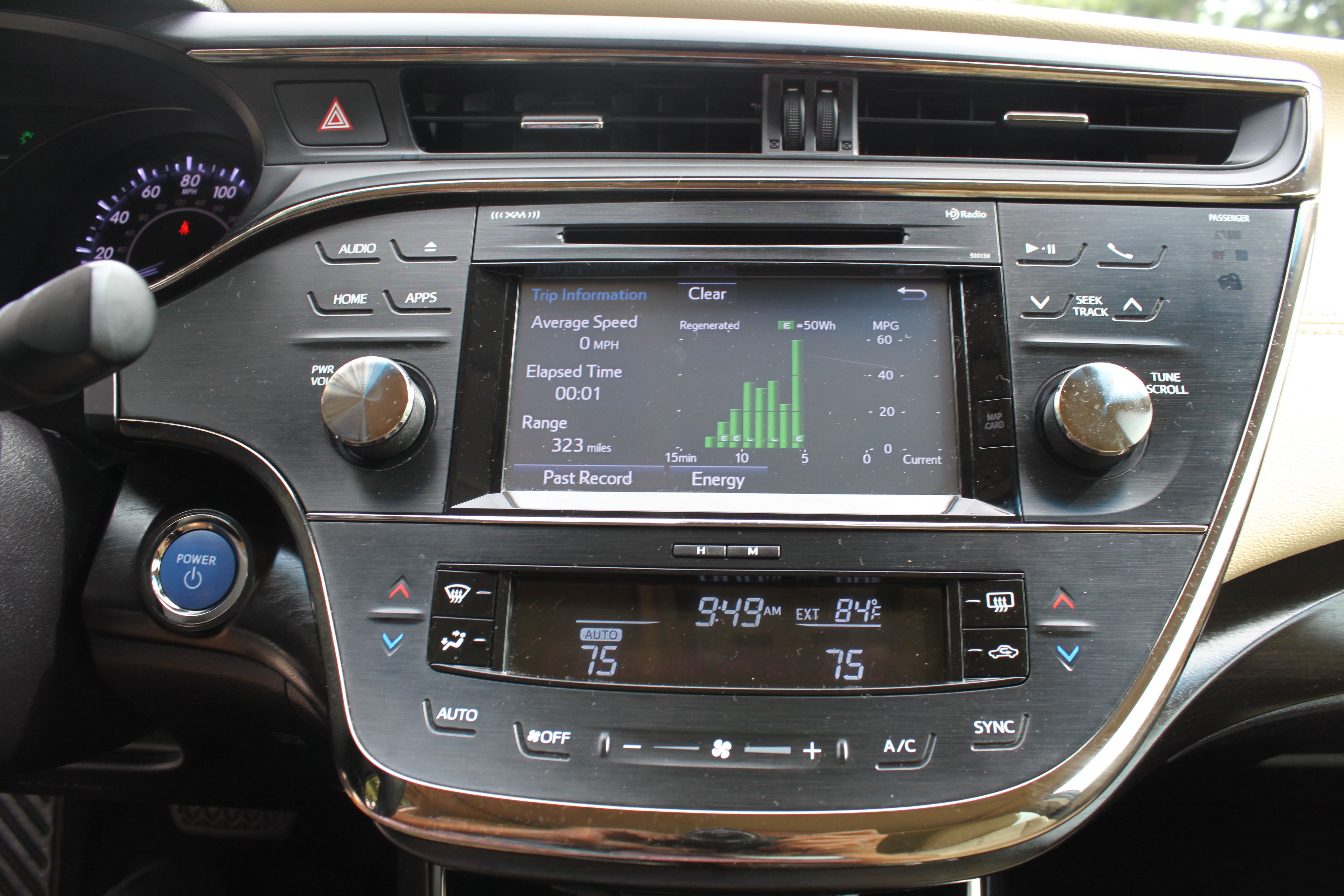 Used 2018 Toyota Avalon XLE Premium FWD image 18
