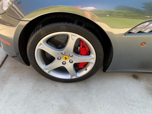Used 2011 Ferrari California Convertible 2D image 18