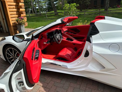 Used 2023 Chevrolet Corvette Premium Conv w/ 3LT w/ Stealth Interior Trim Package RWD image 13
