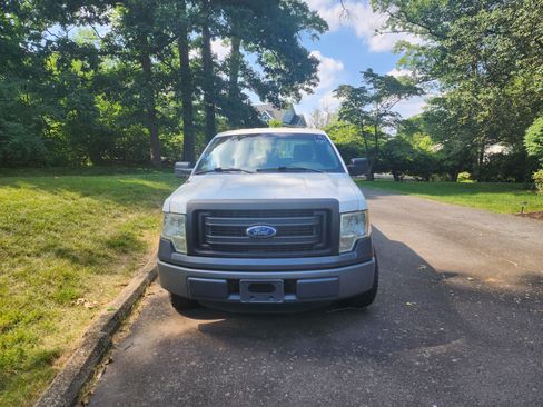 Used 2013 Ford F150 XL image 2