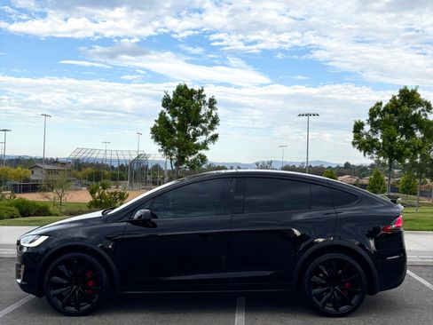 Used 2016 Tesla Model X 75D AWD/4WD image 4
