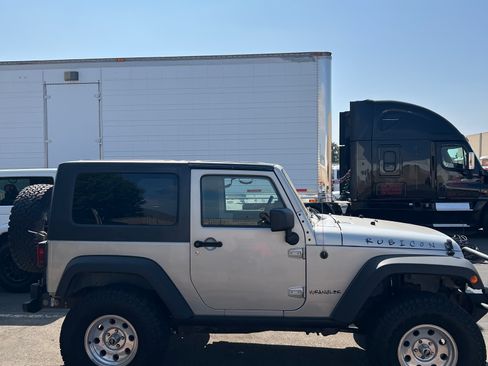 Used 2007 Jeep Wrangler Rubicon w/ Dual Top Group image 15