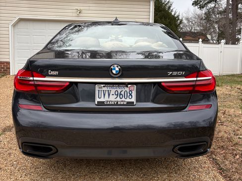 Used 2018 BMW 750i image 5