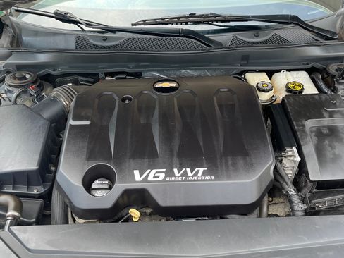 Used 2014 Chevrolet Impala LTZ FWD image 2