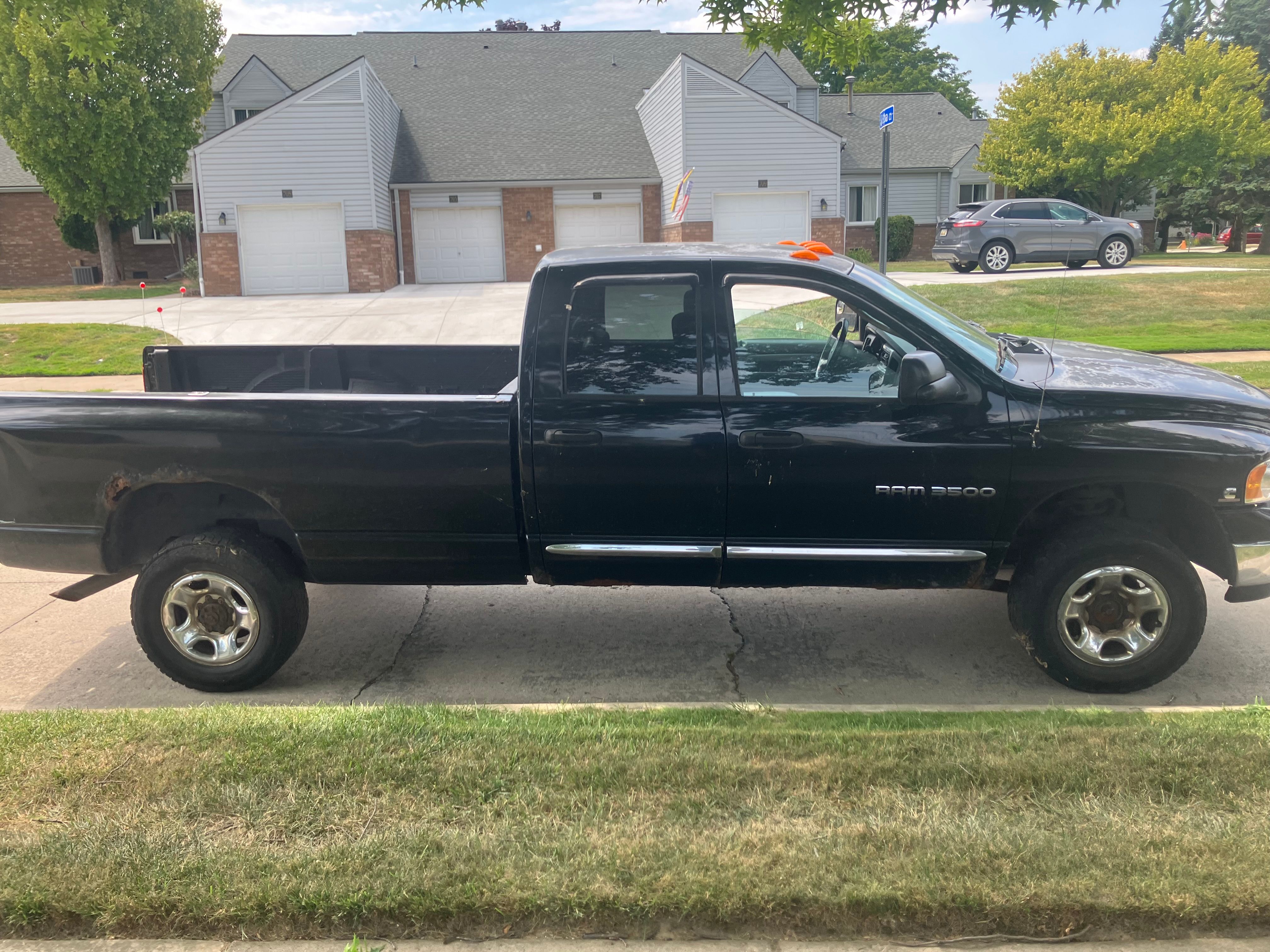 Used 2004 Dodge Ram 3500 Truck SLT w/ Trailer Tow Group AWD/4WD image 1