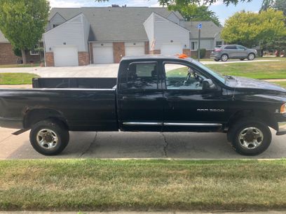 Used 2004 Dodge Ram 3500 Truck SLT w/ Trailer Tow Group