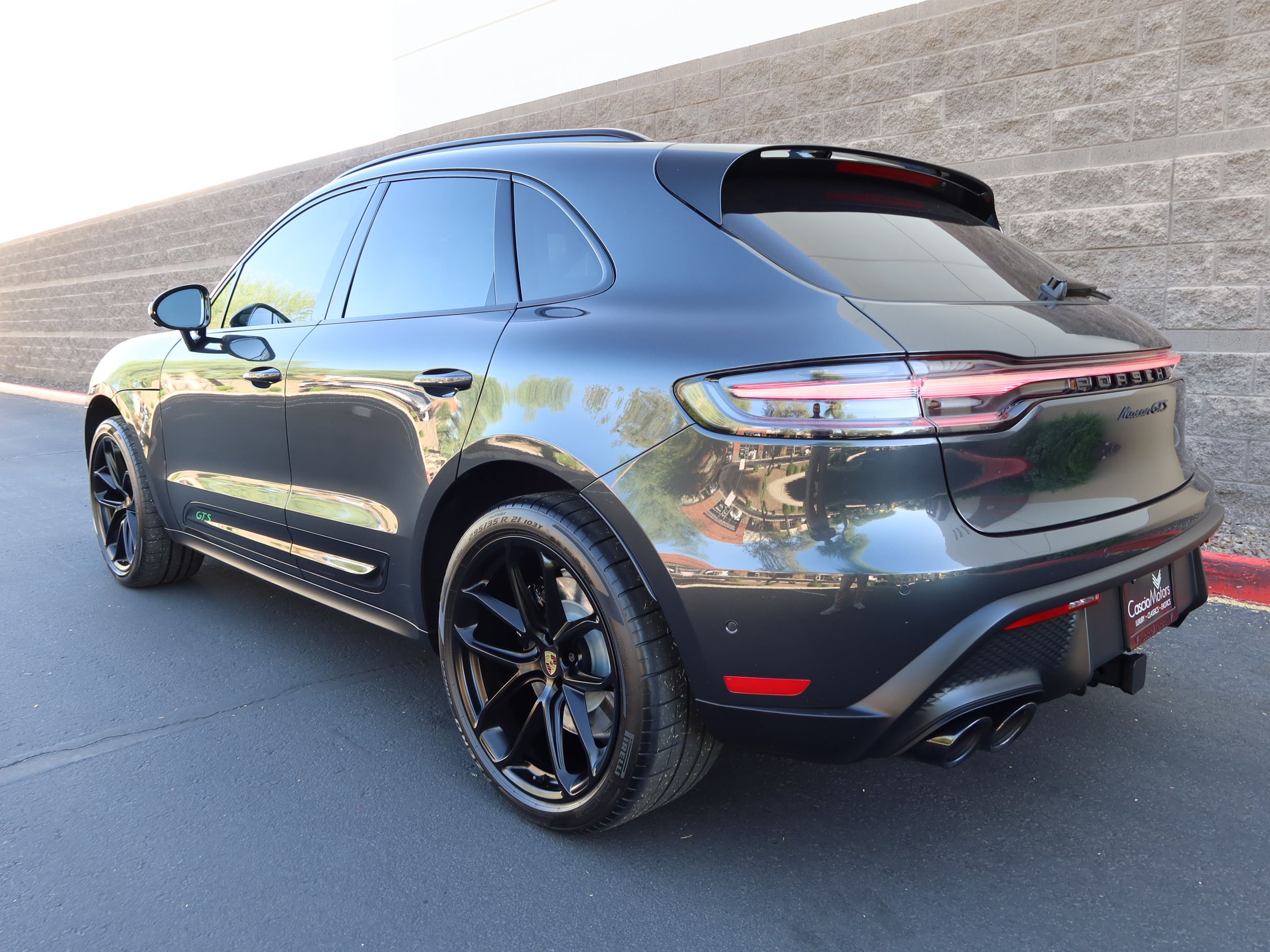 Used 2023 Porsche Macan GTS AWD/4WD image 14
