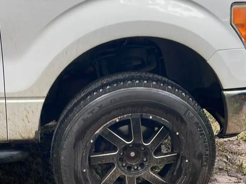Used 2009 Ford F150 XLT AWD/4WD image 6