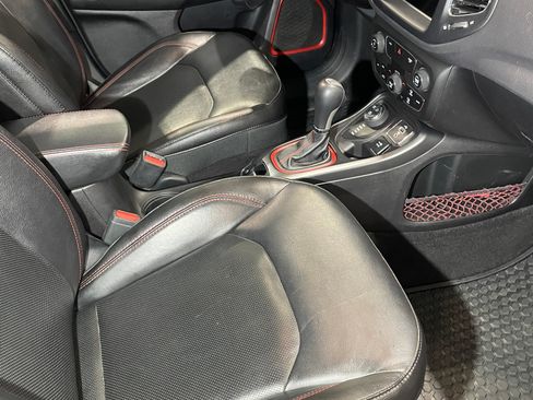 Used 2018 Jeep Compass Trailhawk w/ Leather Interior Group image 28