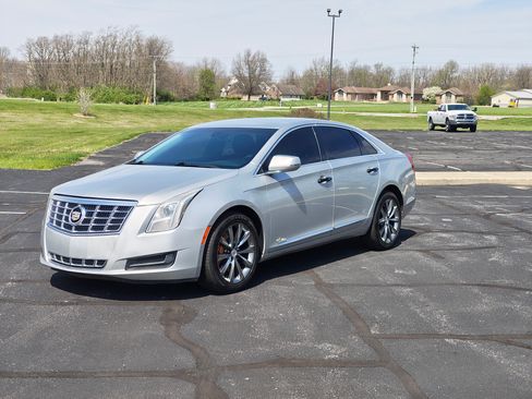 Used 2014 Cadillac XTS image 4