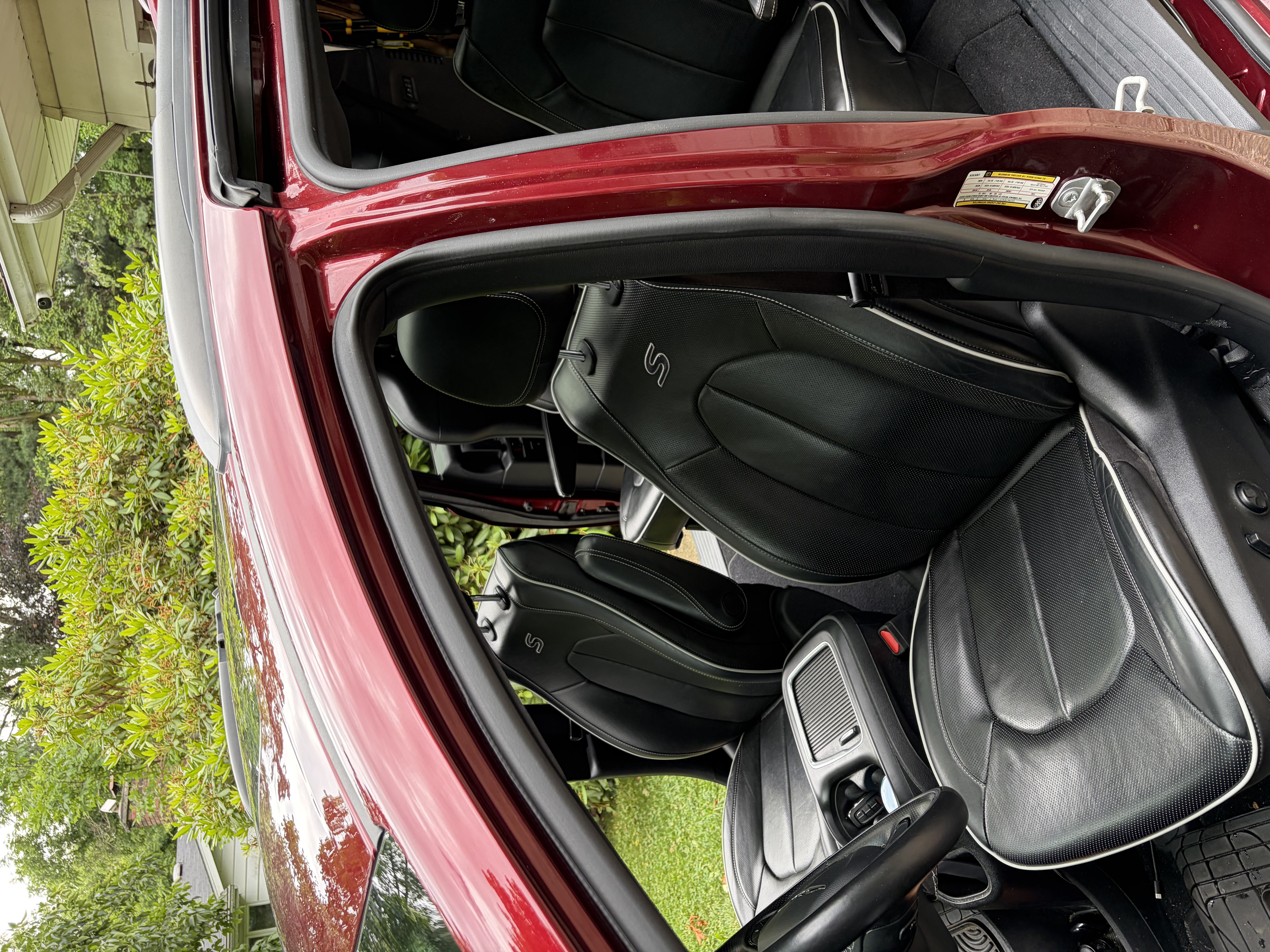 Used 2020 Chrysler Pacifica Limited w/ S Appearance Package FWD image 16