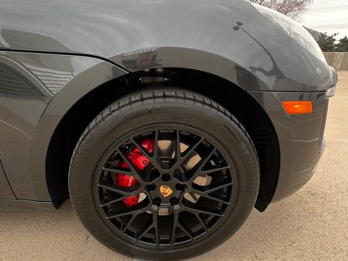 Used 2018 Porsche Macan GTS image 6