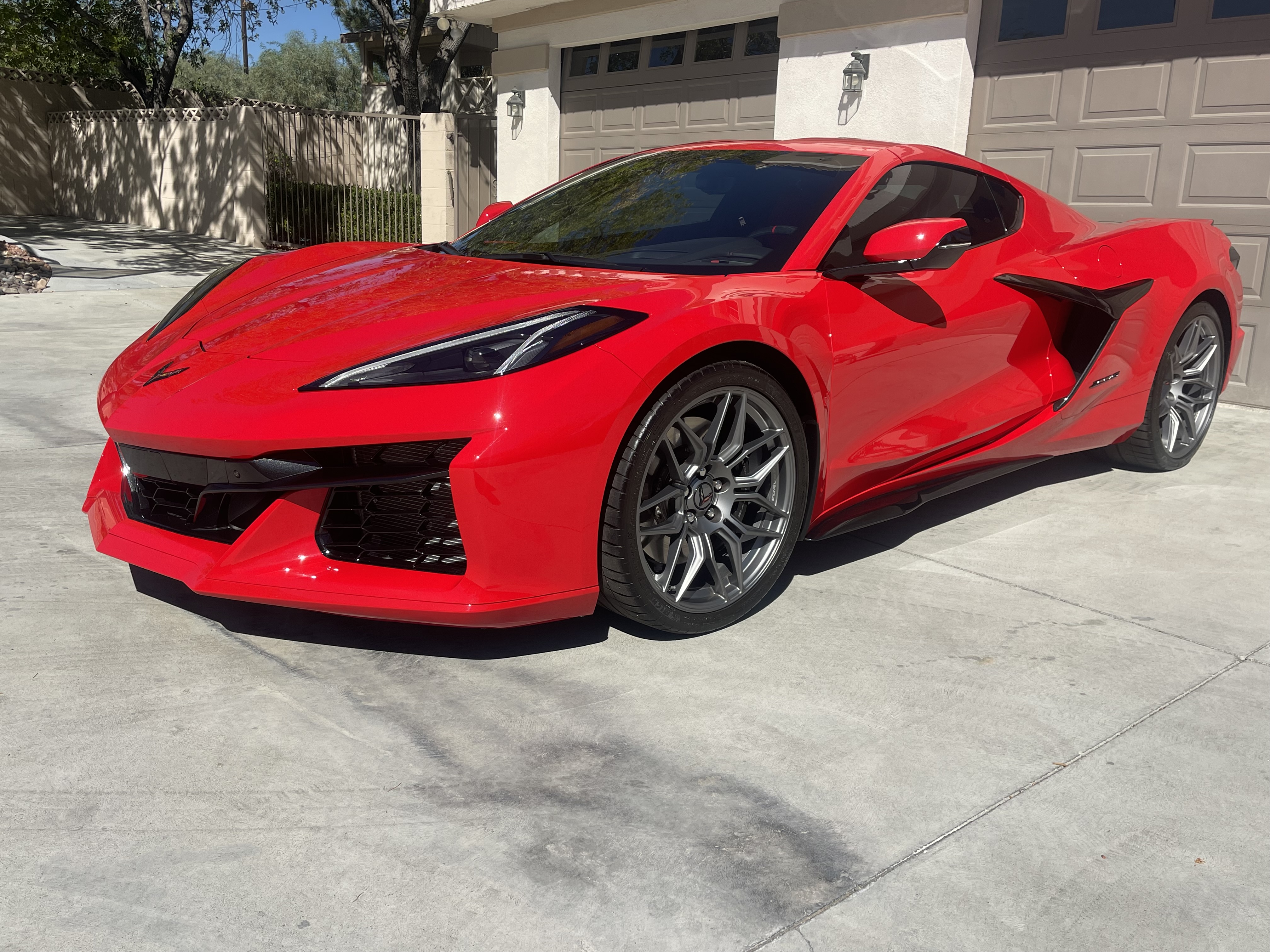 Used 2023 Chevrolet Corvette Z06 RWD image 1