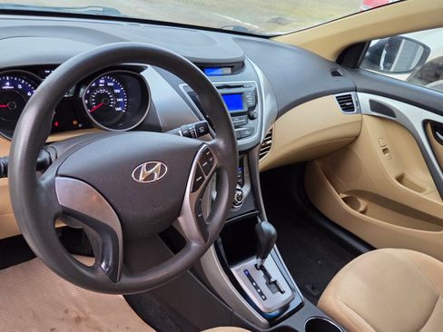 Used 2013 Hyundai Elantra GLS image 20