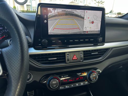 Used 2024 Kia Forte GT-Line image 14