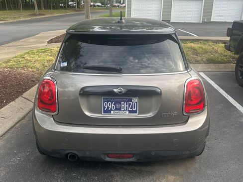 Used 2017 MINI Cooper 2-Door Hardtop FWD image 17