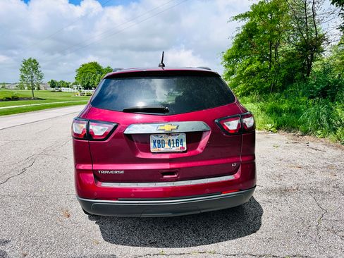 Used 2017 Chevrolet Traverse LT FWD image 6