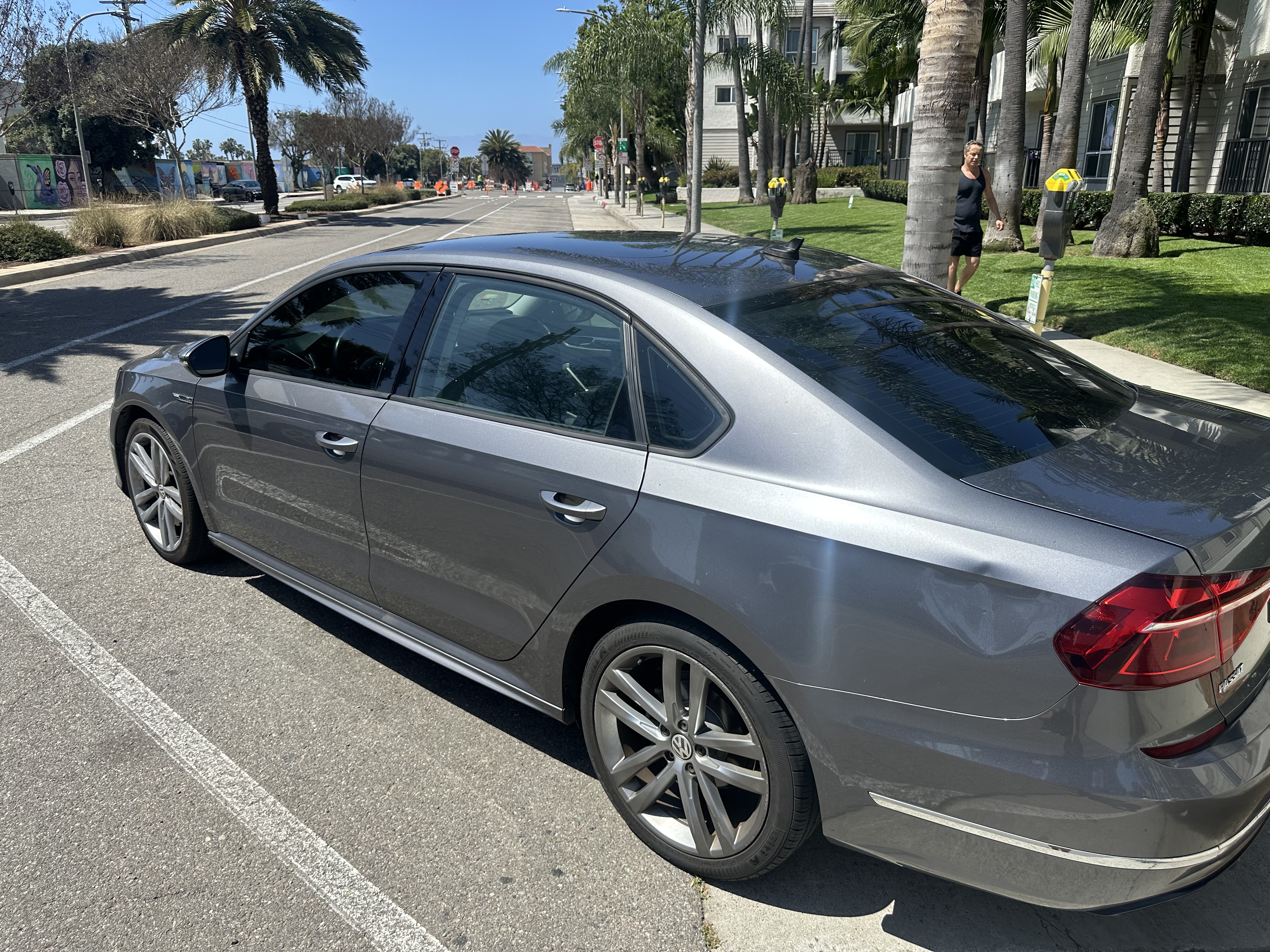 Used 2018 Volkswagen Passat 2.0T R-Line FWD image 10