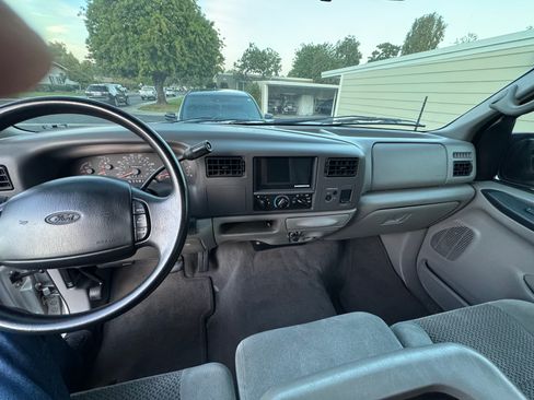 Used 2001 Ford F250 Long Bed image 10