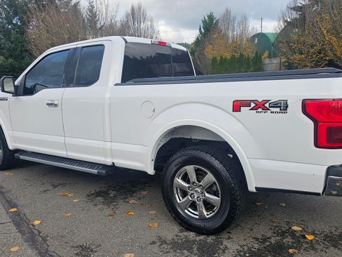 Used 2019 Ford F150 Lariat image 4