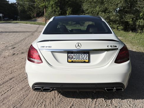 Used 2015 Mercedes-Benz C 63 AMG S image 5