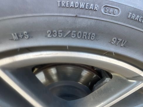 Used 2021 Ford Mustang Premium image 11