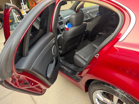 Used 2009 Pontiac G8 GT w/ Premium Package RWD image 21