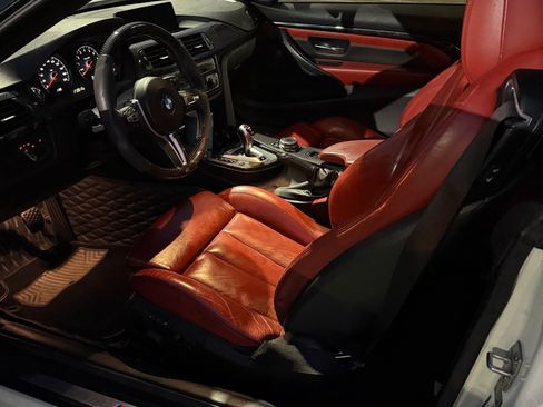 Used 2015 BMW M4 Convertible 2D image 13