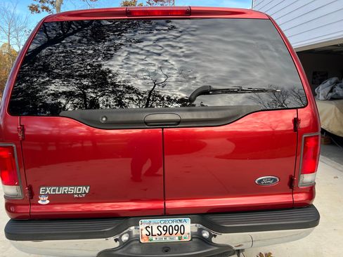 Used 2000 Ford Excursion XLT image 4