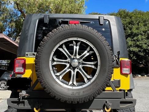 Used 2009 Jeep Wrangler X image 10