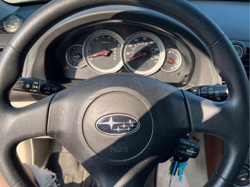 Used 2005 Subaru Outback 2.5i image 9