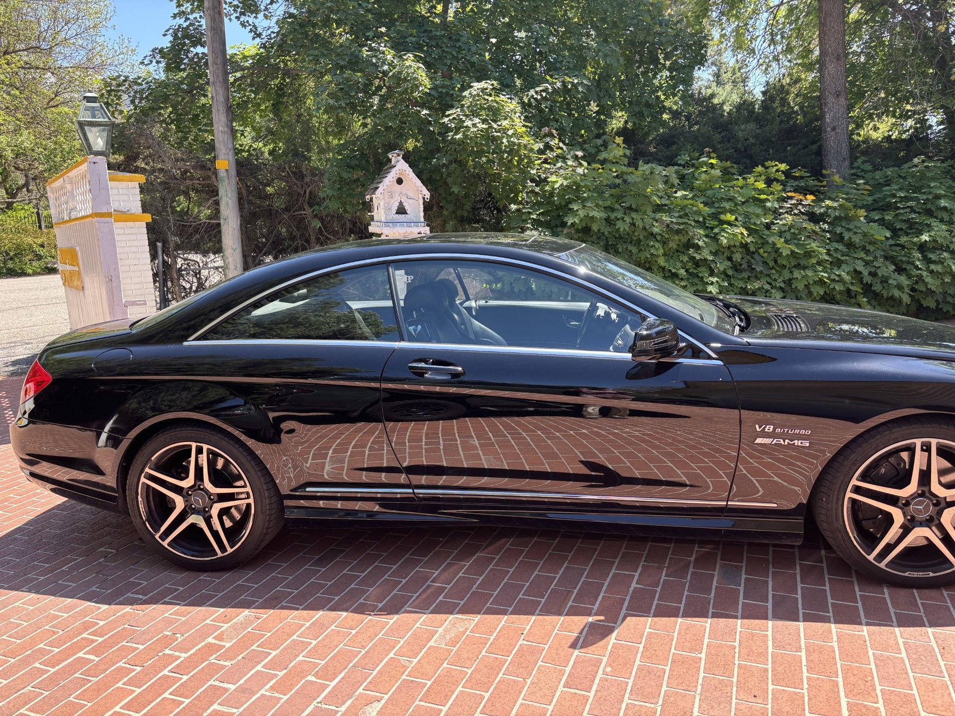 Used 2012 Mercedes-Benz CL 63 AMG image 5