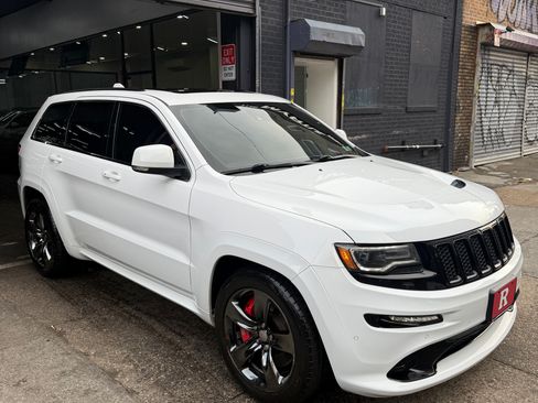 Used 2015 Jeep Grand Cherokee SRT w/ Quick Order Package 26J image 1