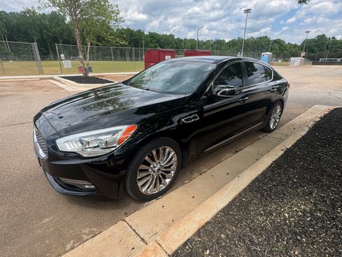 Used 2015 Kia K900 Luxury w/ VIP Package (Discontinued) RWD image 1