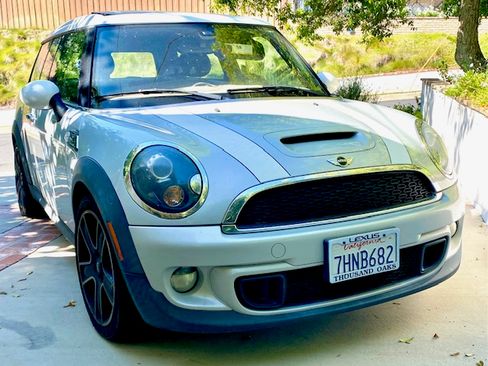 Used 2014 MINI Cooper Clubman S FWD image 2