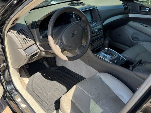 Used 2012 INFINITI G37 Journey w/ Premium Pkg image 6