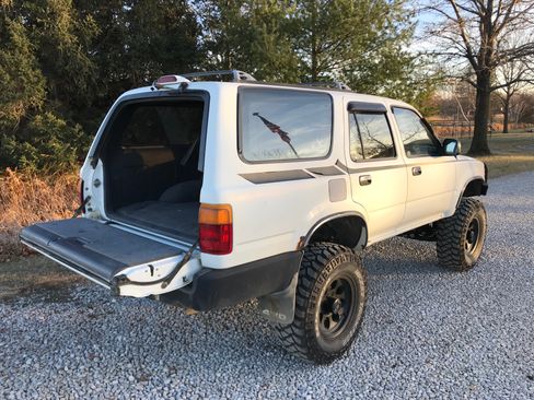 Used 1994 Toyota 4Runner SR5 image 18