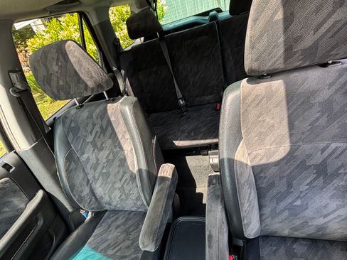 Used 2004 Honda CR-V EX image 5