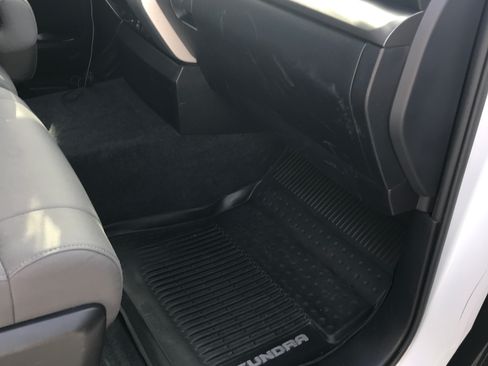 Used 2018 Toyota Tundra SR5 RWD image 18