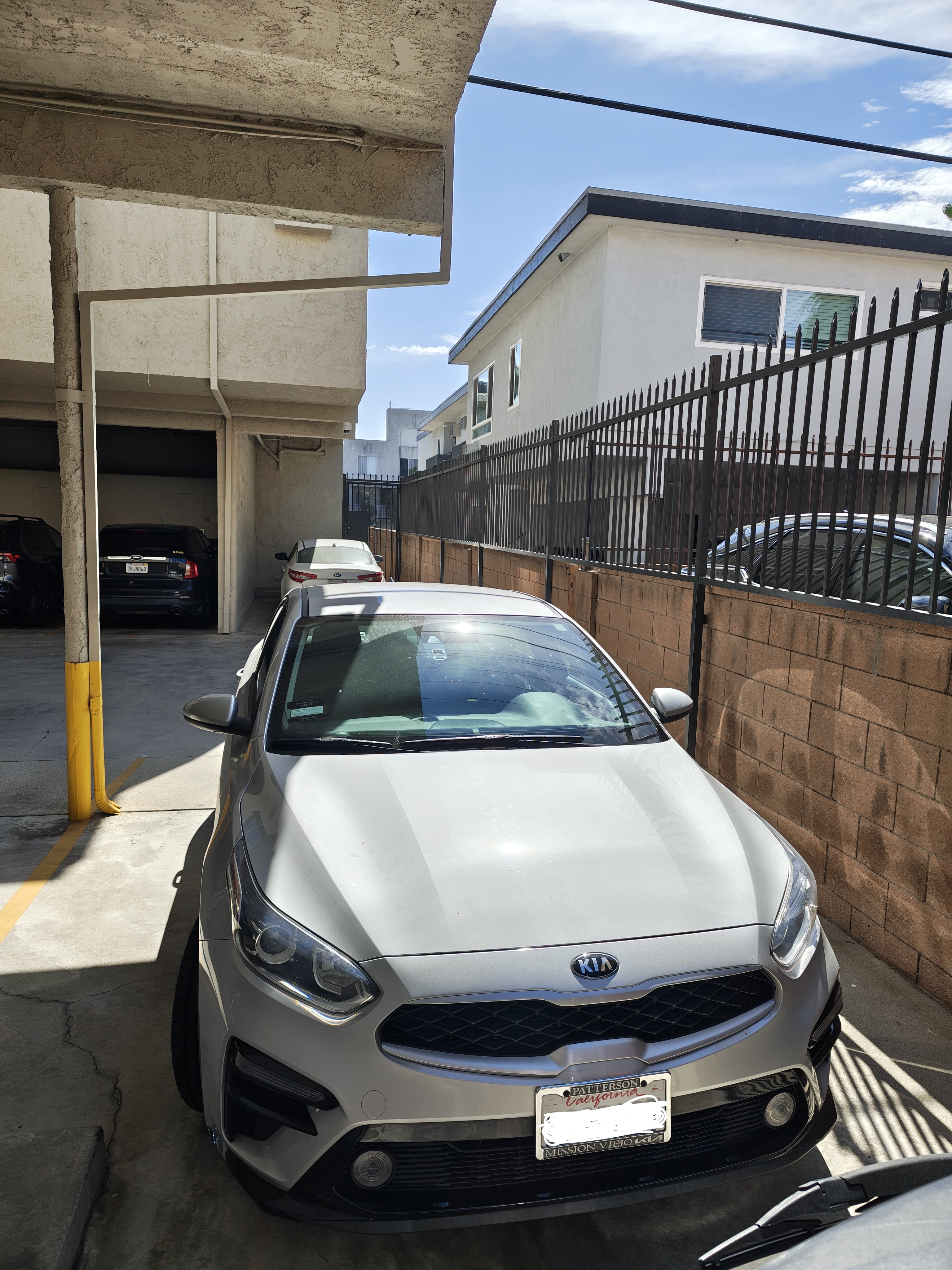 Used 2021 Kia Forte LXS FWD image 2