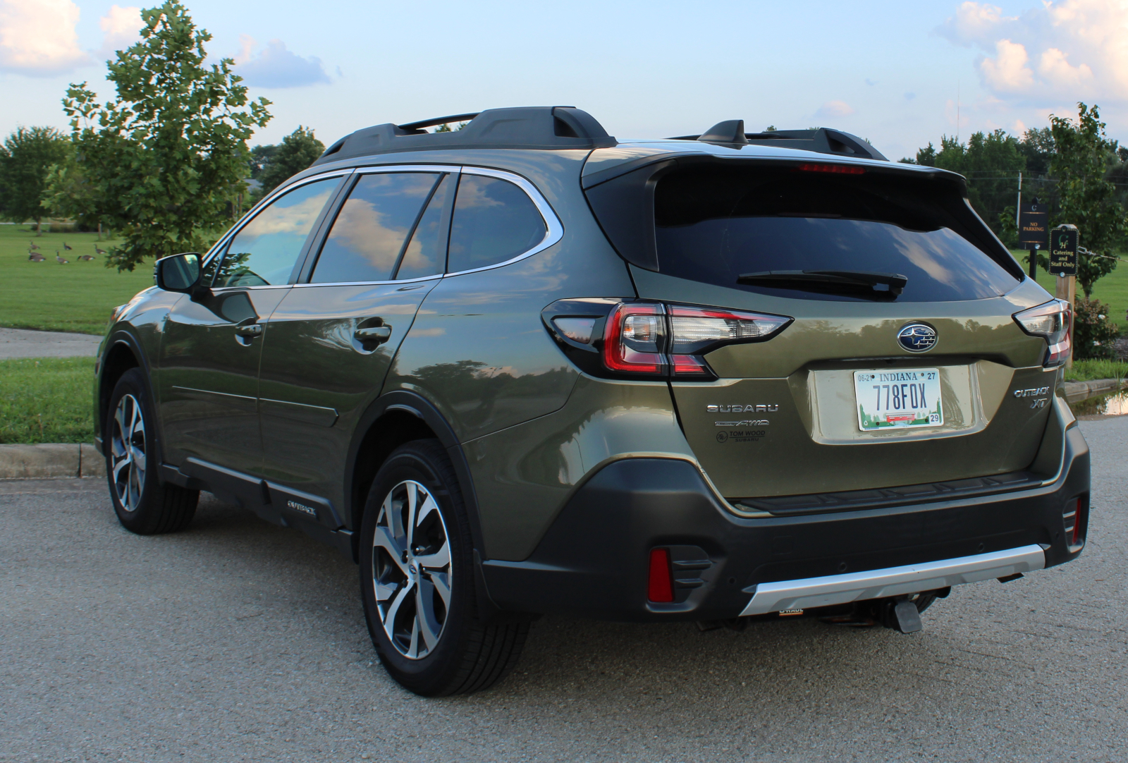 Used 2022 Subaru Outback Limited XT w/ Popular Package #2 AWD/4WD image 9