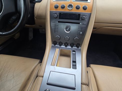 Used 2005 Aston Martin DB9 Coupe 2D image 8