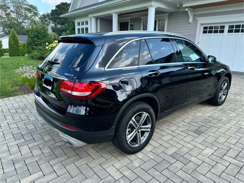 Used 2019 Mercedes-Benz GLC 300 4MATIC image 9
