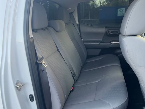 Used 2019 Toyota Tacoma SR5 image 16