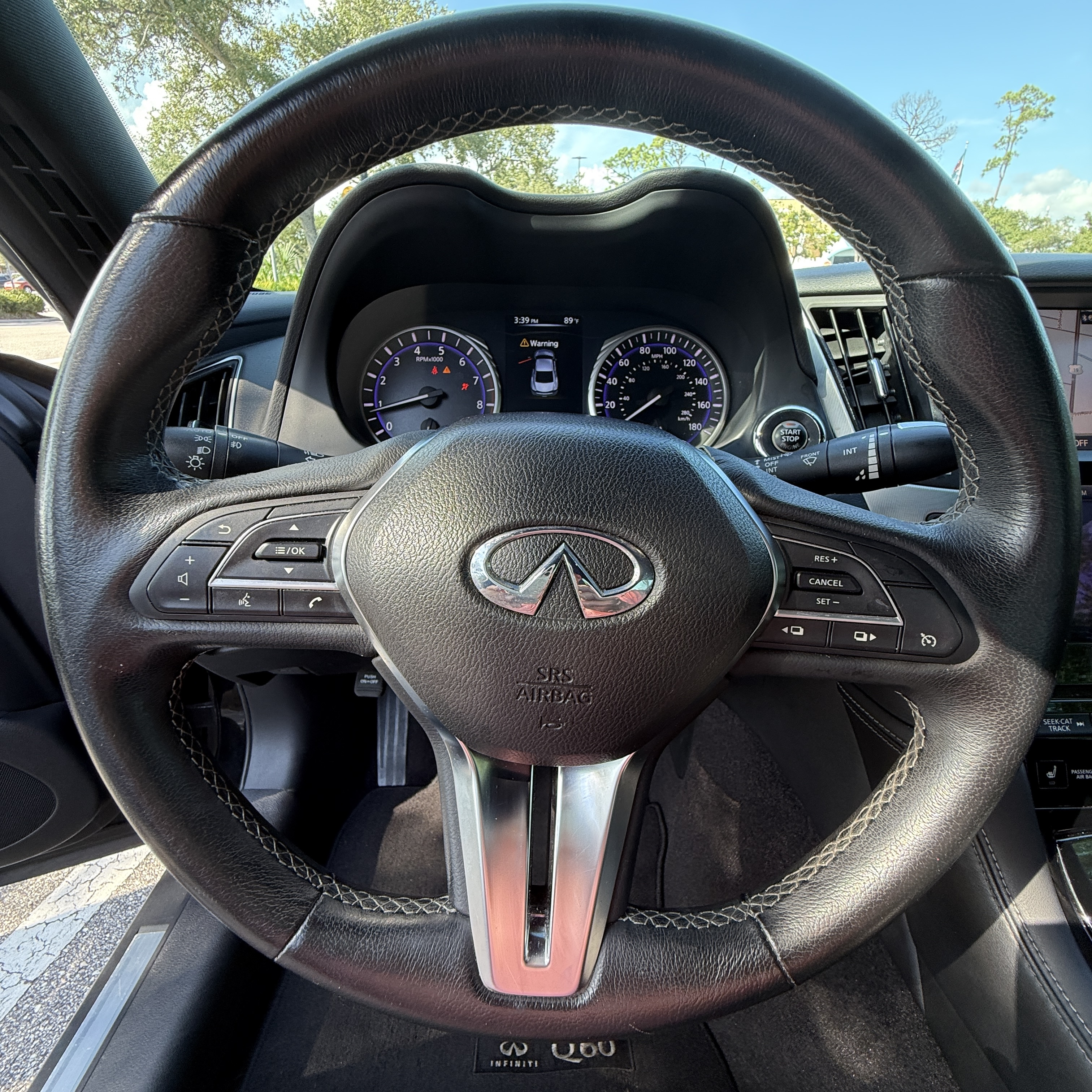 Used 2017 INFINITI Q60 3.0t w/ Premium Plus Package 3.0T RWD image 17