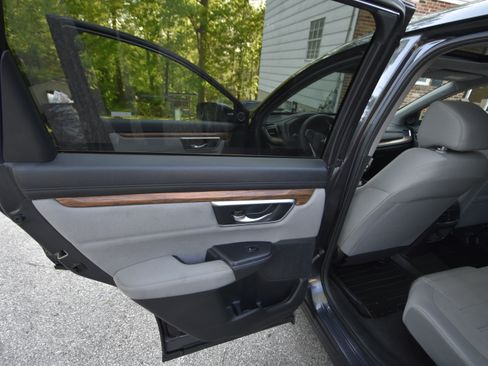 Used 2019 Honda CR-V EX image 17