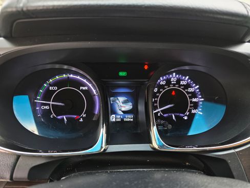 Used 2013 Toyota Avalon XLE Premium image 9