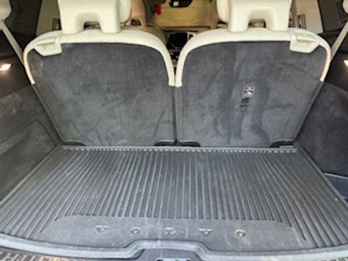 Used 2020 Volvo XC90 T6 Momentum w/ Protection Package image 12