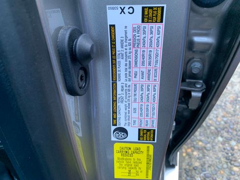 Used 2021 Lexus IS 350 F Sport w/ Dynamic Handling Package image 19