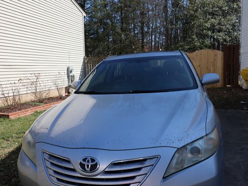 Used 2007 Toyota Camry SE image 6